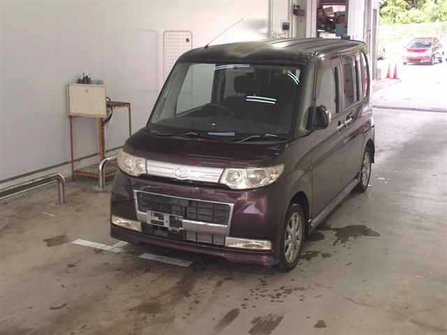 DAIHATSU TANTO 2008