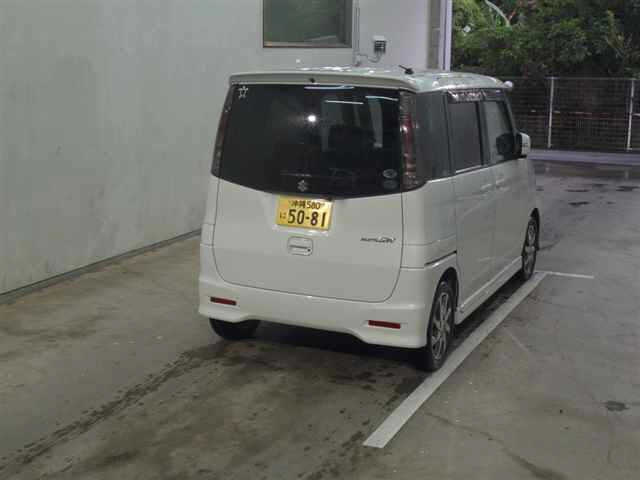 SUZUKI PALETTE 2010