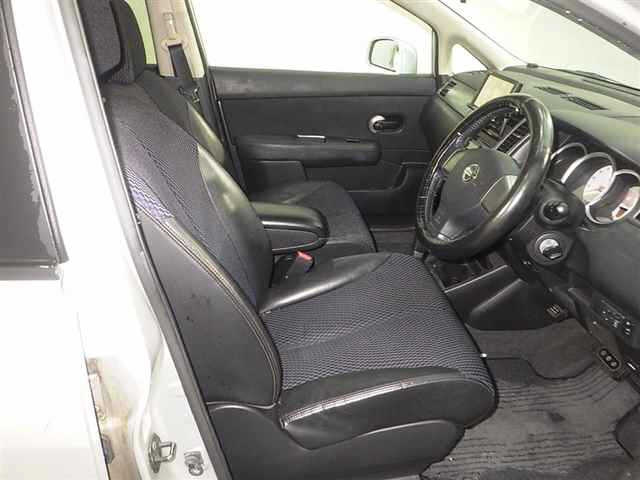 NISSAN TIIDA 2008
