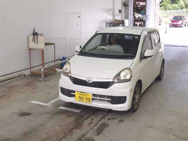 DAIHATSU MIRA E S 2014