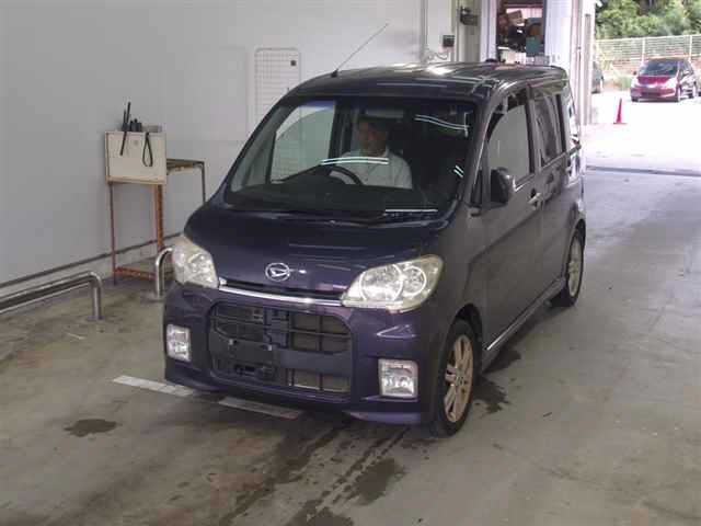 DAIHATSU TANTO EXE 2011
