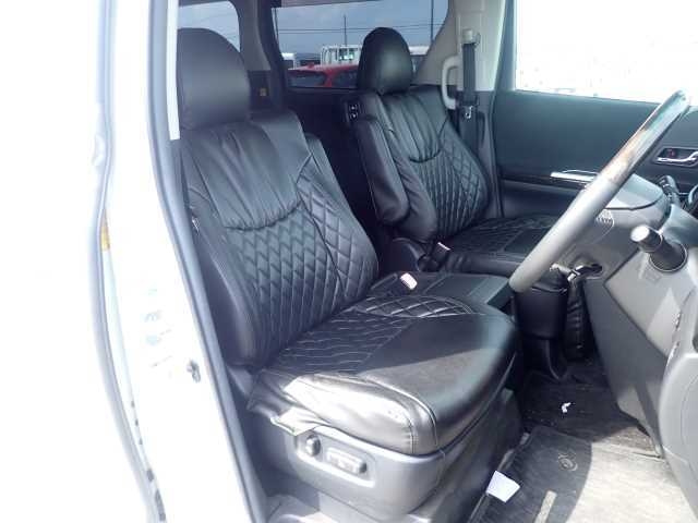 TOYOTA ALPHARD 2013