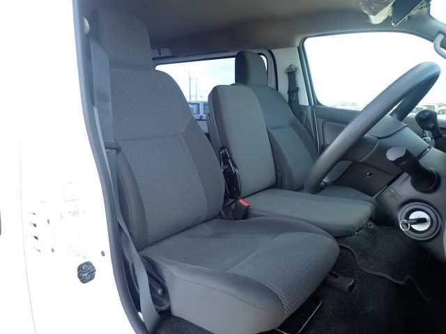 NISSAN CARAVAN VAN 2021