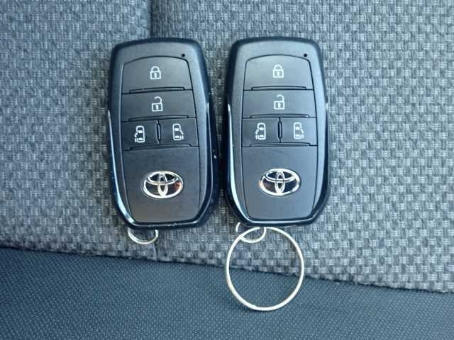 TOYOTA SIENTA 2023