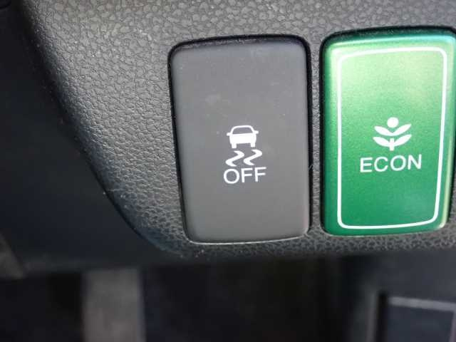 HONDA FIT SHUTTLE 2011