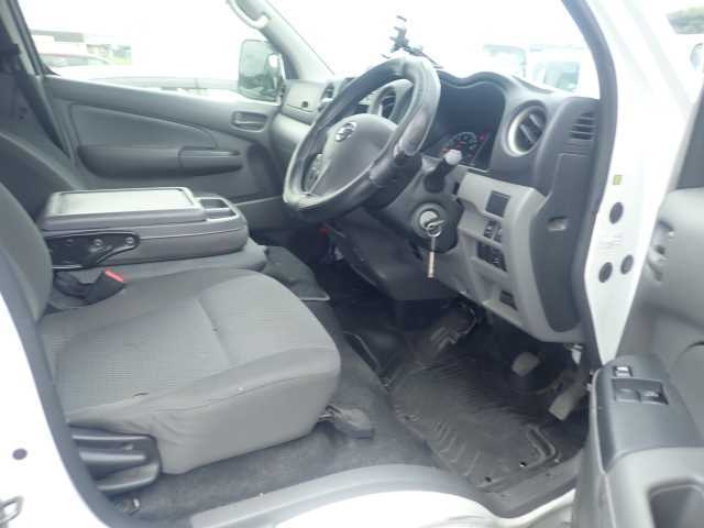 NISSAN CARAVAN VAN 2019