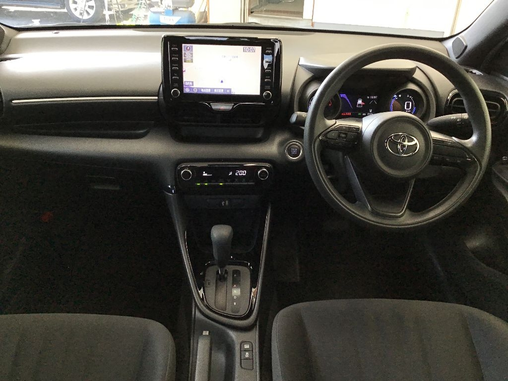 TOYOTA YARIS 2021