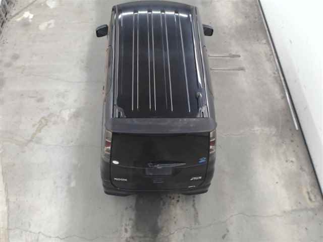 NISSAN ROOX 2011