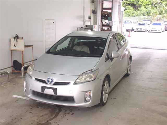 TOYOTA PRIUS 2010