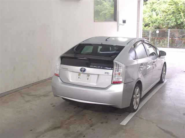 TOYOTA PRIUS 2010