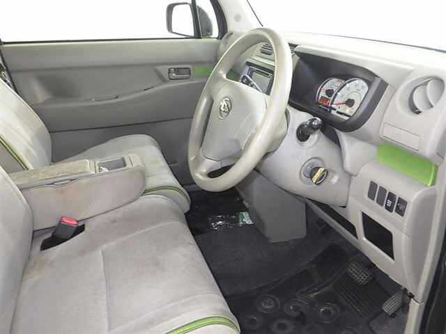 DAIHATSU MOVE CONTE 2013