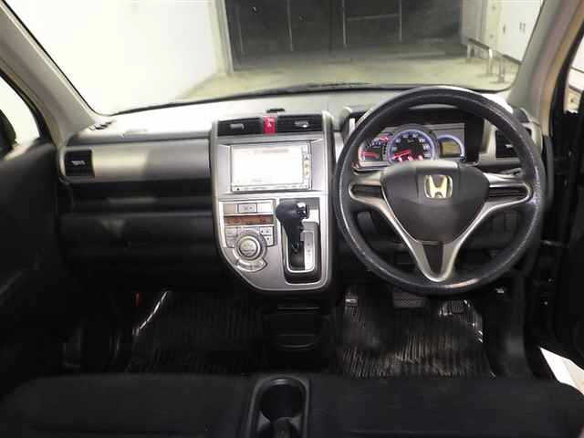HONDA ZEST 2010