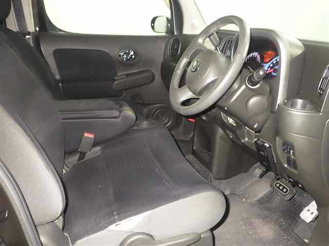 NISSAN CUBE 2010