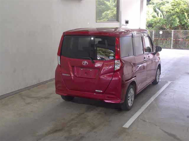 TOYOTA ROOMY 2019