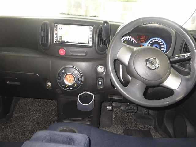 NISSAN CUBE 2012