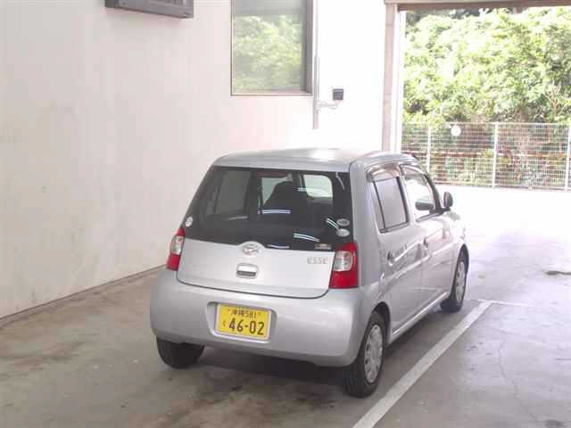 DAIHATSU ESSE 2010