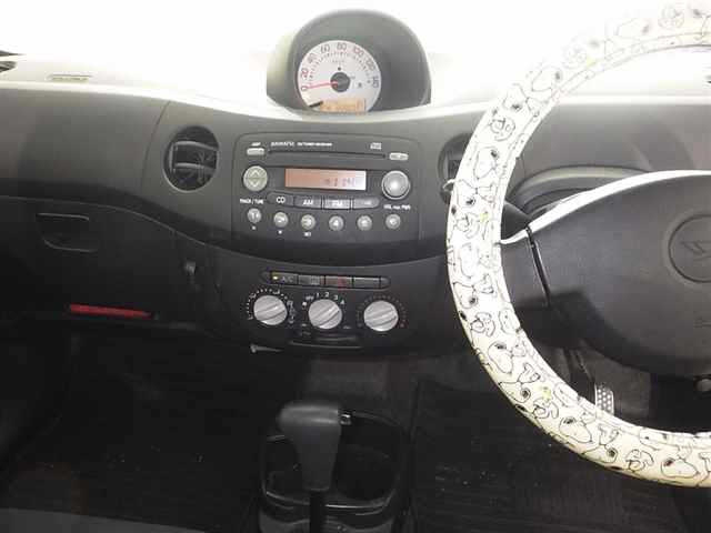 DAIHATSU ESSE 2010