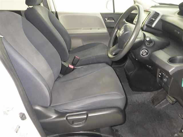 HONDA FREED 2009