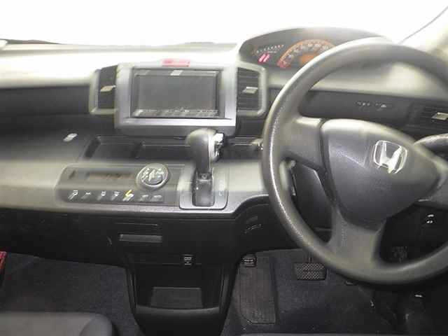 HONDA FREED 2009