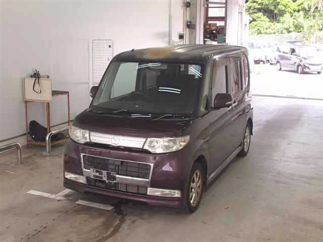 DAIHATSU TANTO 2009