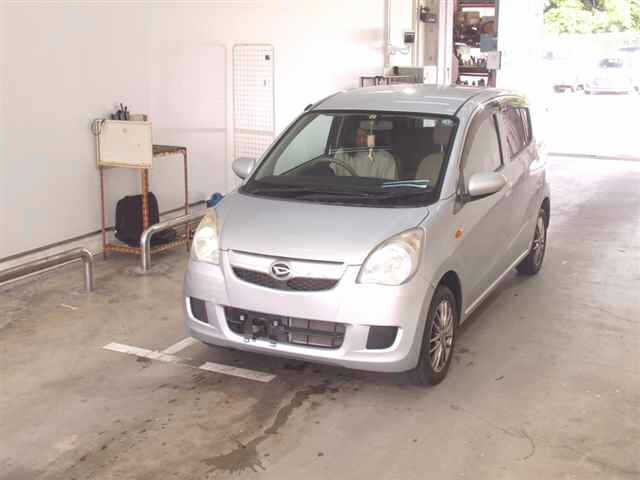DAIHATSU MIRA 2010