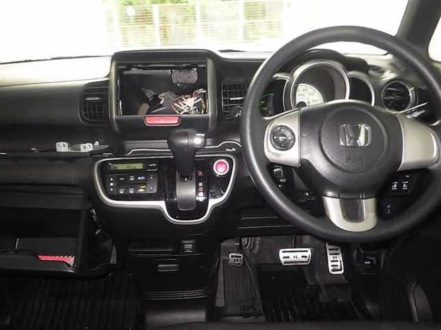 HONDA N BOX 2013