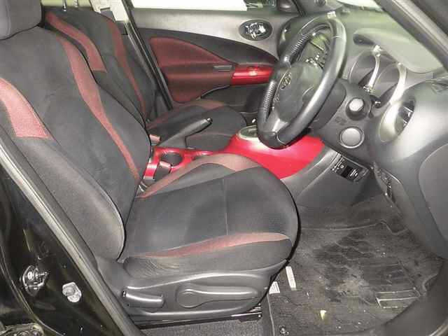 NISSAN JUKE 2012