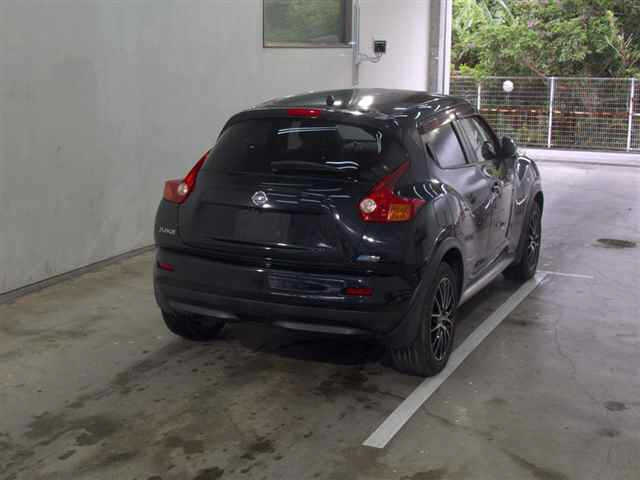 NISSAN JUKE 2012