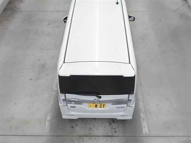 DAIHATSU TANTO 2014