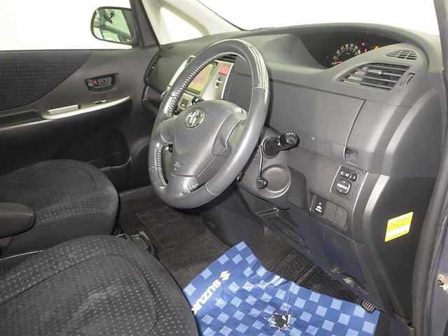 TOYOTA RACTIS 2008
