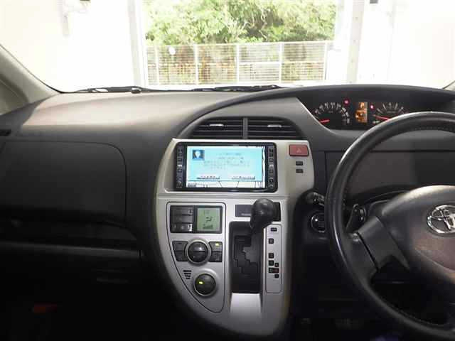 TOYOTA RACTIS 2008