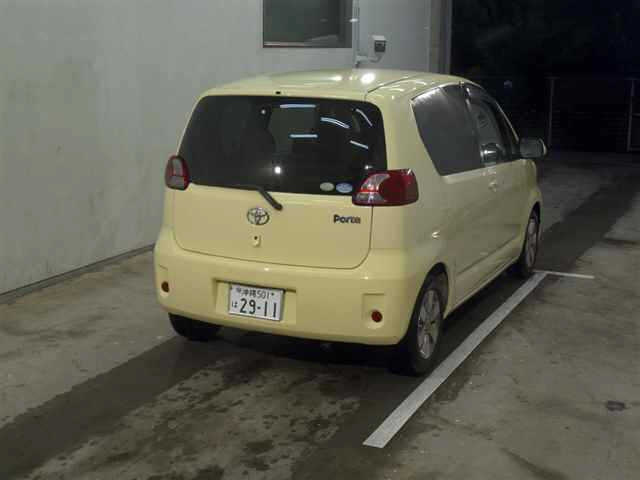 TOYOTA PORTE 2010