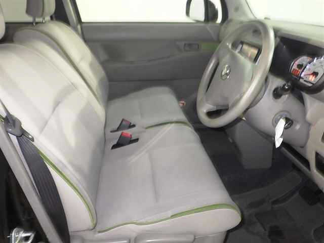 TOYOTA PIXIS SPACE 2015