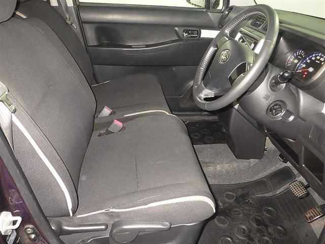 DAIHATSU MOVE CONTE 2010