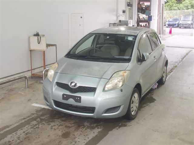 TOYOTA VITZ 2009