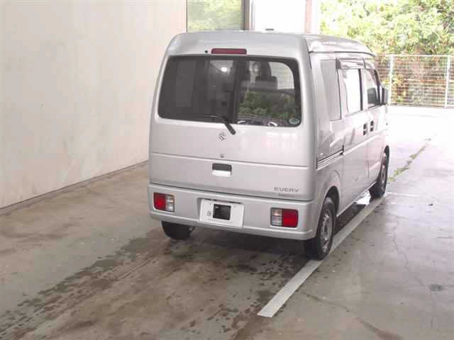 SUZUKI EVERY 2010