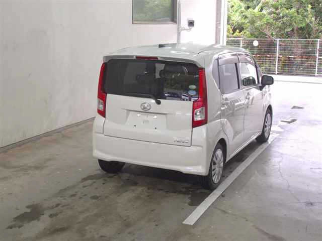 DAIHATSU MOVE 2015