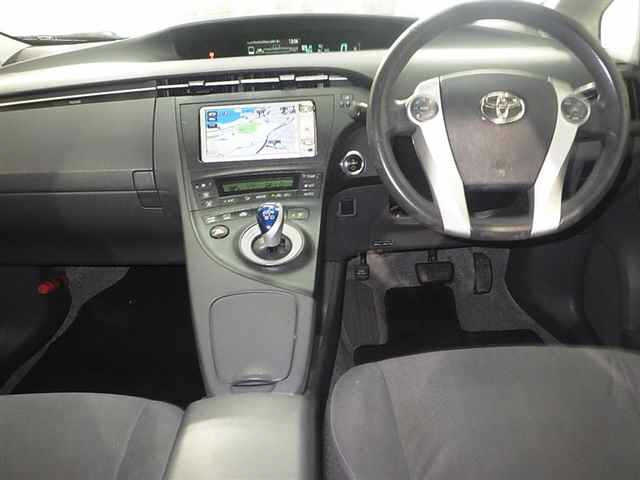 TOYOTA PRIUS 2010