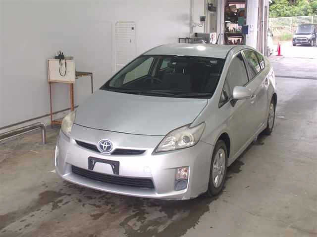 TOYOTA PRIUS 2010