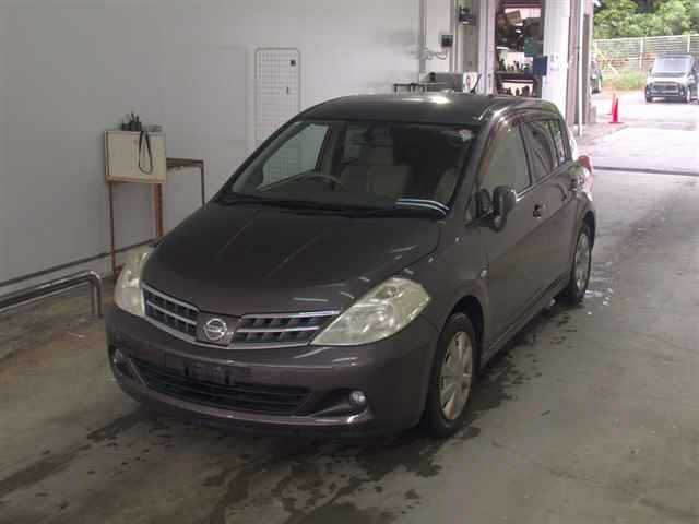 NISSAN TIIDA 2008