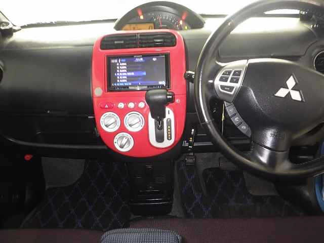 MITSUBISHI TOPPO 2010