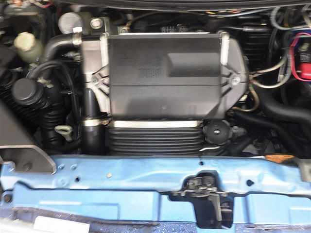 MITSUBISHI TOPPO 2010