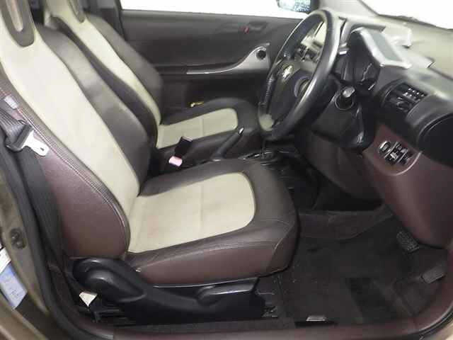 TOYOTA IQ 2009