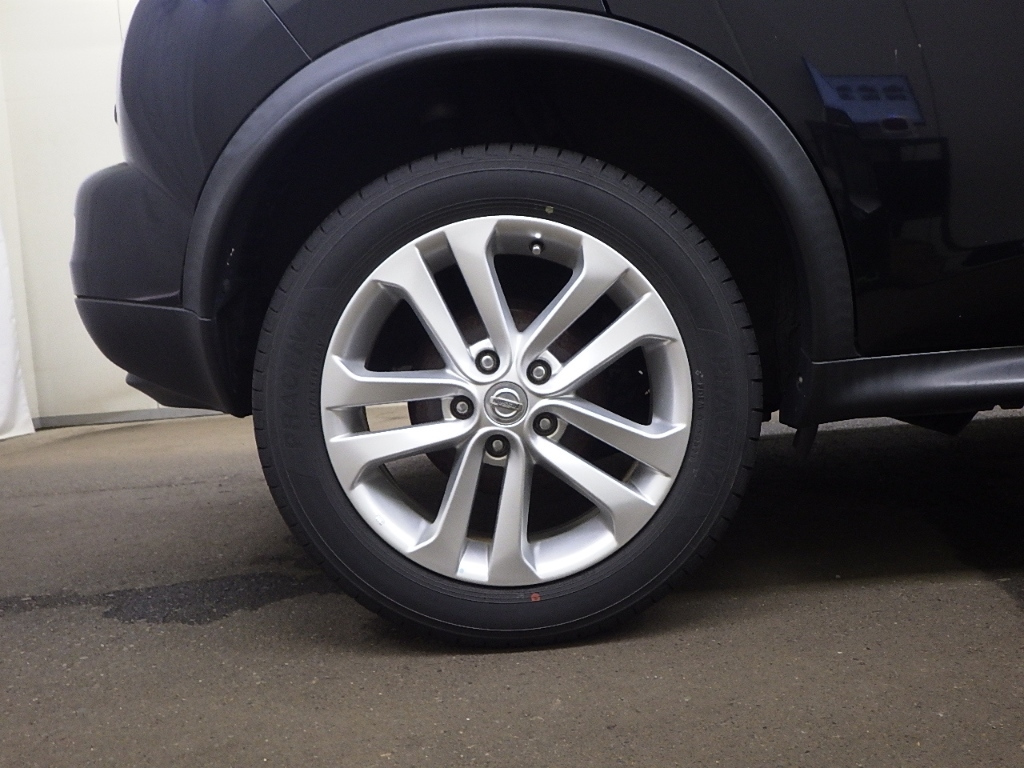NISSAN JUKE 2010
