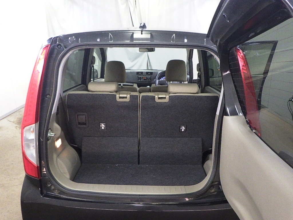 DAIHATSU MOVE 2013