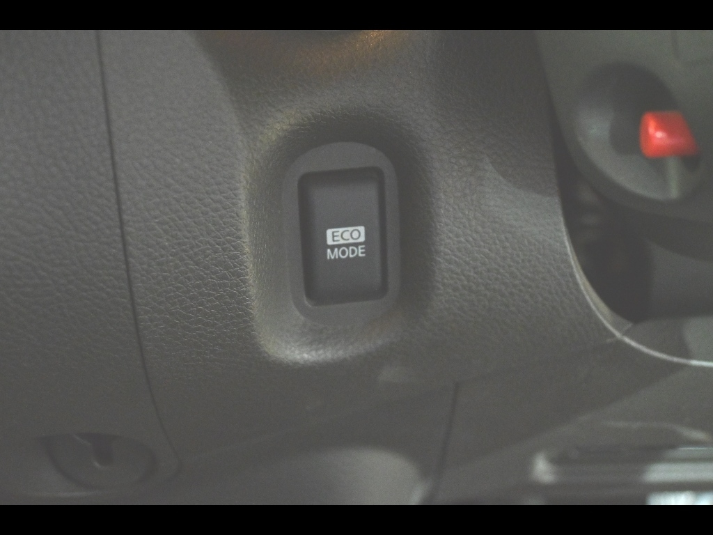 NISSAN CUBE 2014