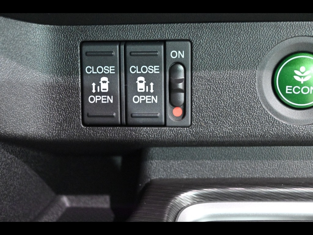 HONDA STEP WAGON 2018