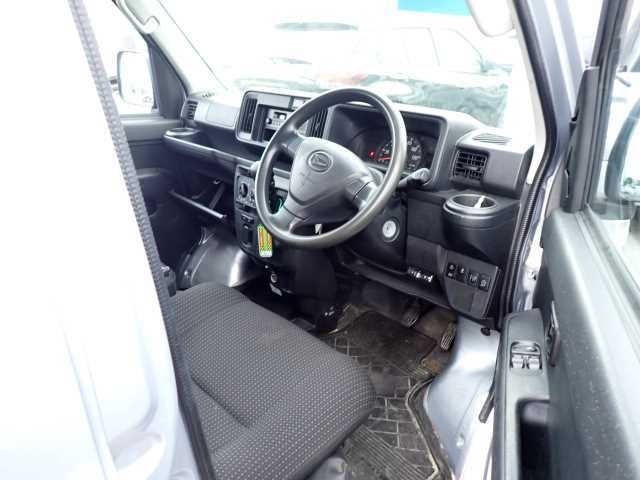 DAIHATSU HIJET VAN 2018