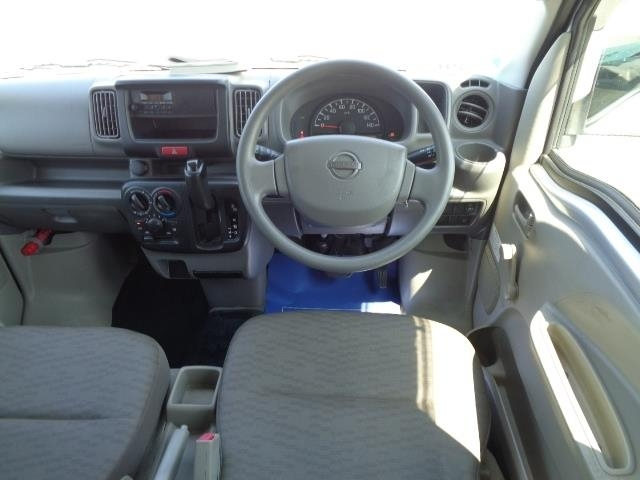 NISSAN CLIPPER VAN 2018