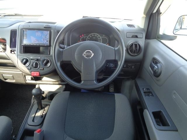 NISSAN AD 2020